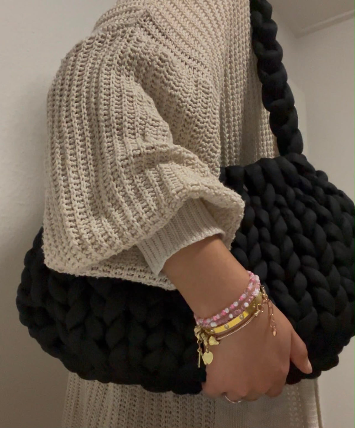WEARABLE CROCHET BAG