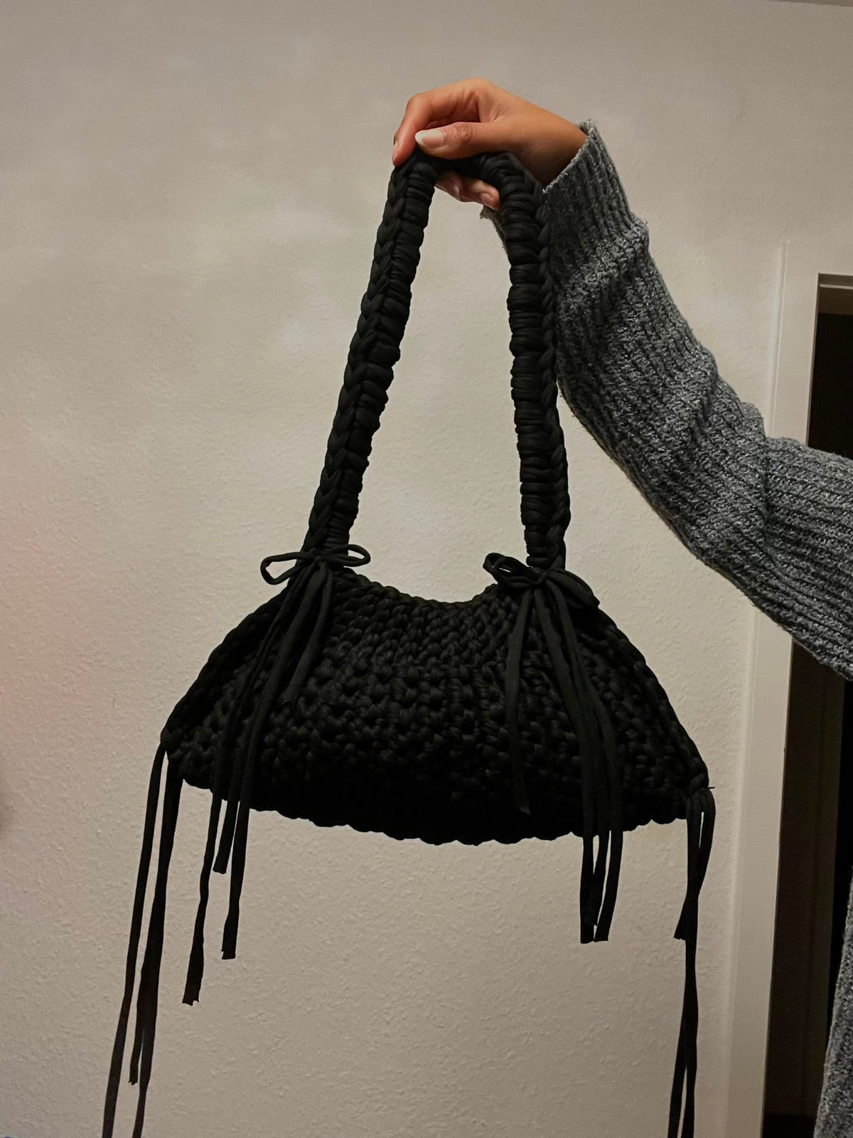 WEARABLE CROCHET BAG