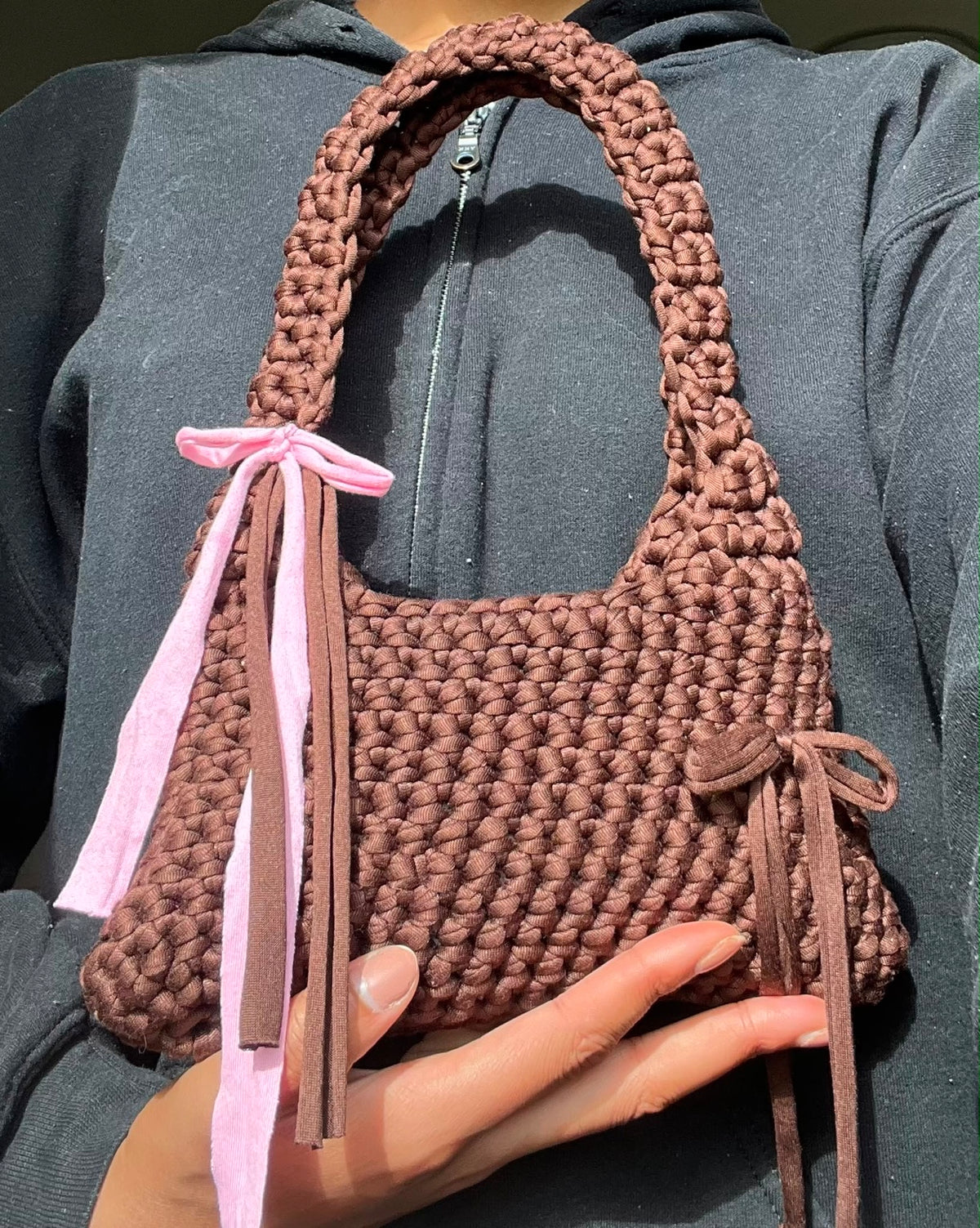 WEARABLE CROCHET BAG