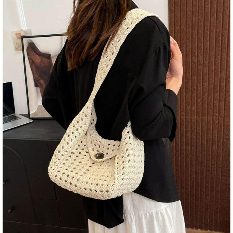 WEARABLE CROCHET BAG