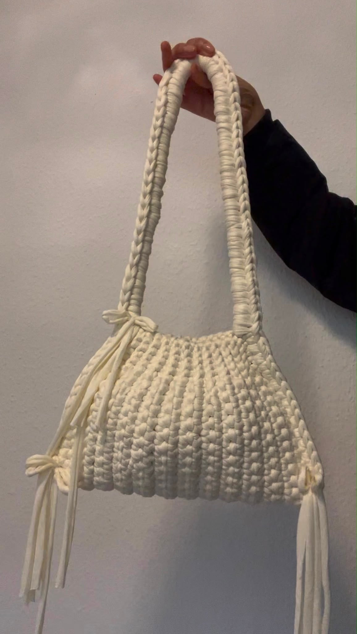 WEARABLE CROCHET BAG